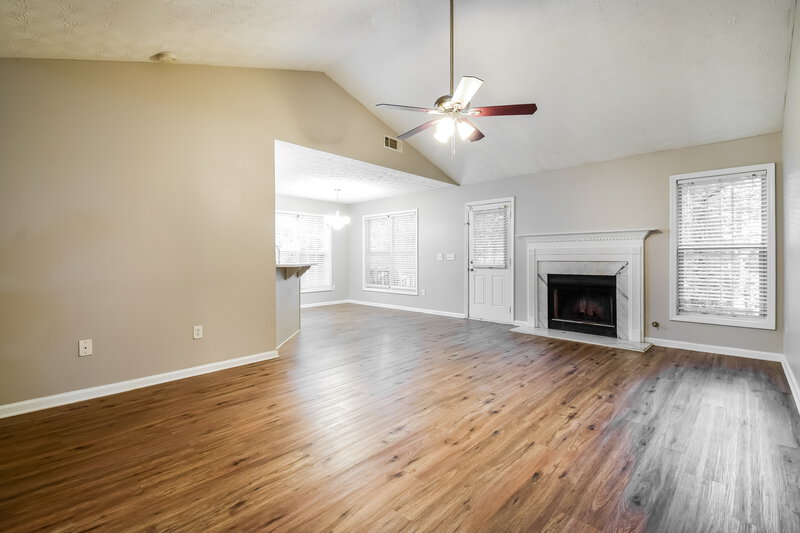 1,920/Mo, 1016 Fishback Way Sugar Hill, GA 30518 Living Room View 2