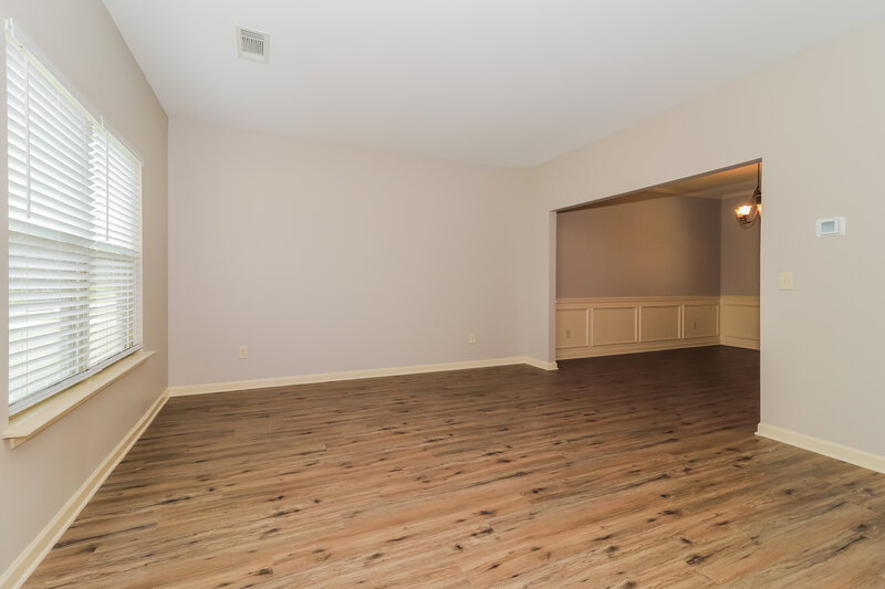 1,850/Mo, 50 Vivid Ln Dallas, GA 30132 Family Room View