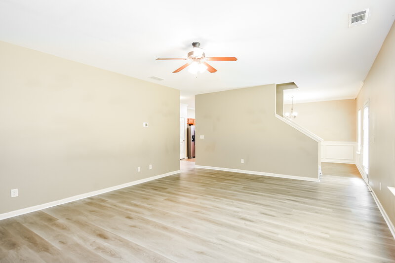 2,000/Mo, 216 Brightondale Blvd Dallas, GA 30132 Living Room View 2