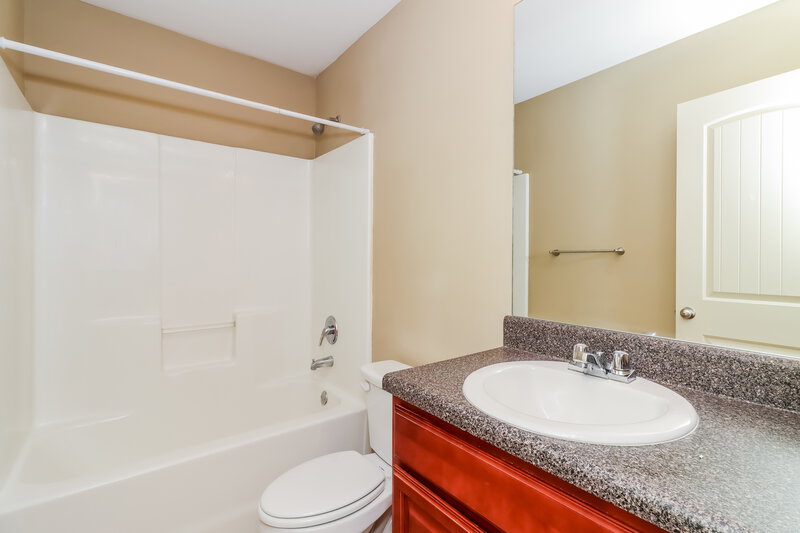 1,780/Mo, 190 Brightondale Blvd Dallas, GA 30132 Bathroom View