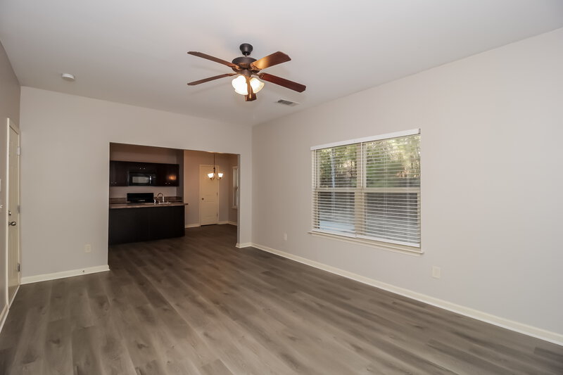 1,815/Mo, 152 Brightondale Blvd Dallas, GA 30132 Living Room View 2