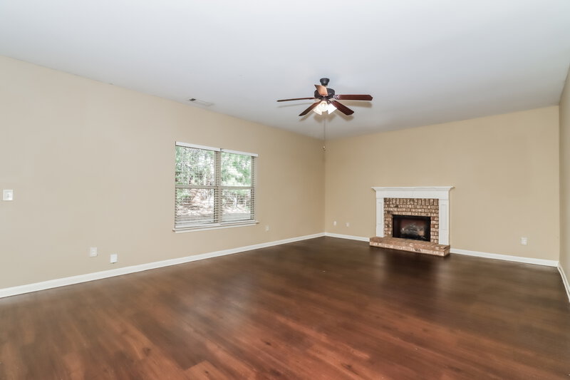 2,015/Mo, 174 Brightondale Blvd Dallas, GA 30132 Living Room View