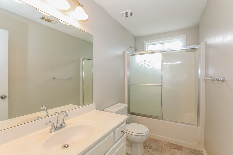2,440/Mo, 790 Brand South Trl Lawrenceville, GA 30046 Bathroom View