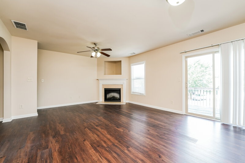 2,055/Mo, 2279 Baywood Tree Ln Snellville, GA 30078 Living Room View