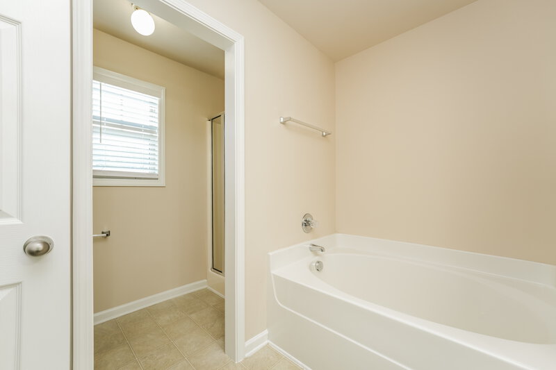 2,055/Mo, 2279 Baywood Tree Ln Snellville, GA 30078 Bathroom View