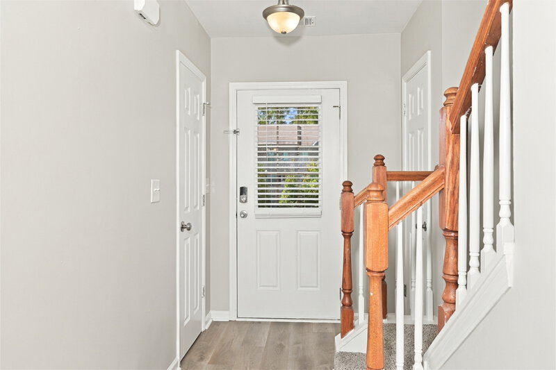 1,825/Mo, 2259 Baywood Tree Ln Snellville, GA 30078 Foyer View