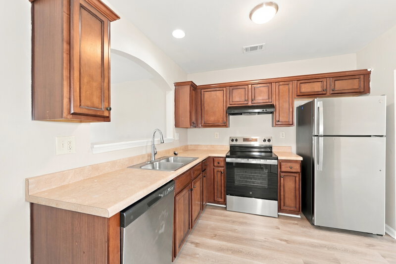 1,825/Mo, 2259 Baywood Tree Ln Snellville, GA 30078 Kitchen View