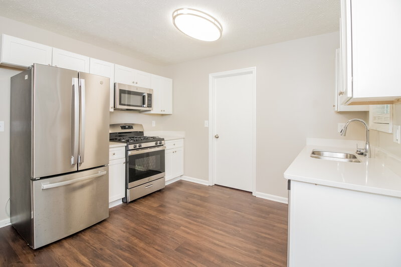 1,950/Mo, 6799 Ivy Log Dr Austell, GA 30168 Kitchen View 2