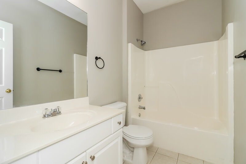 3,260/Mo, 11 Cottage Trce Dallas, GA 30157 Bathroom View