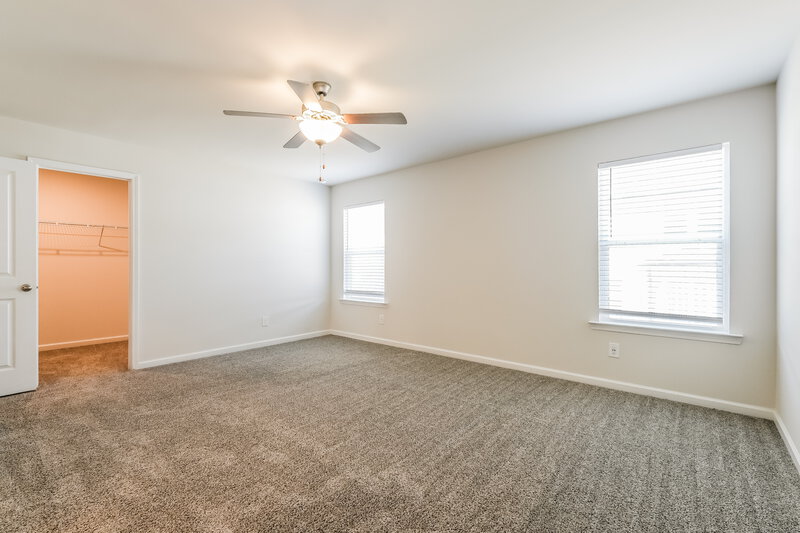 2,260/Mo, 1632 Villageside Ct Lawrenceville, GA 30043 Main Bedroom View 2
