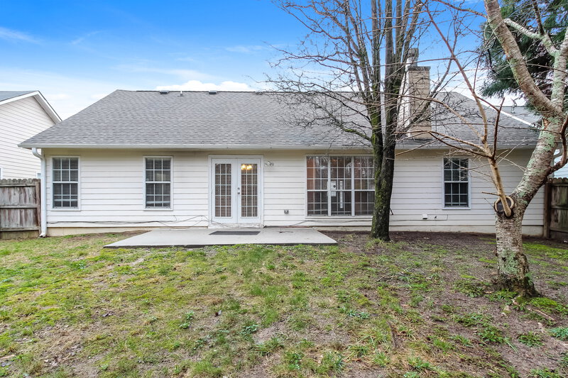 2,025/Mo, 530 Sunnyside Dr Lawrenceville, GA 30044 Rear View