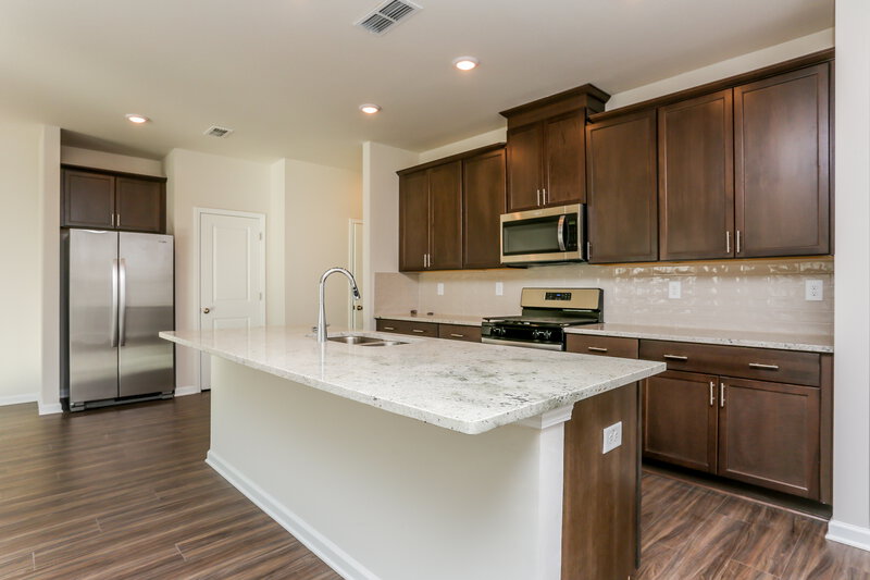 2,605/Mo, 1137 Sunny Lake Dr Lawrenceville, GA 30043 Kitchen View 2