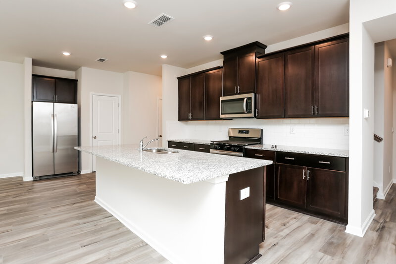 2,460/Mo, 1157 Sunny Lake Dr Lawrenceville, GA 30043 Kitchen View 2