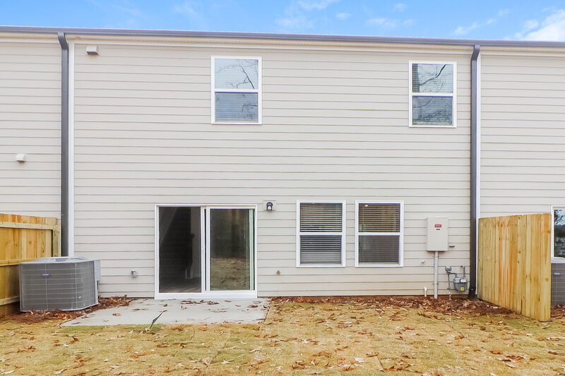 2,320/Mo, 1565 Villageside Ct Lawrenceville, GA 30043 Rear View