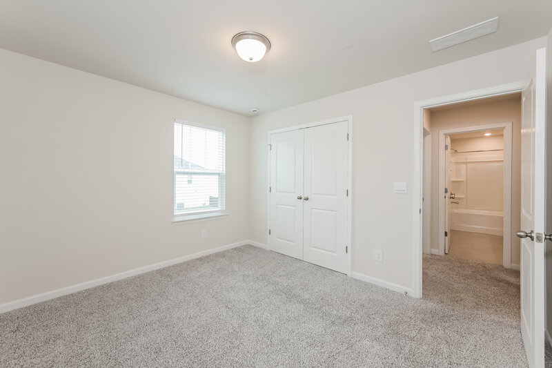2,450/Mo, 5834 Union Grove Dr Braselton, GA 30517 Bedroom View 2