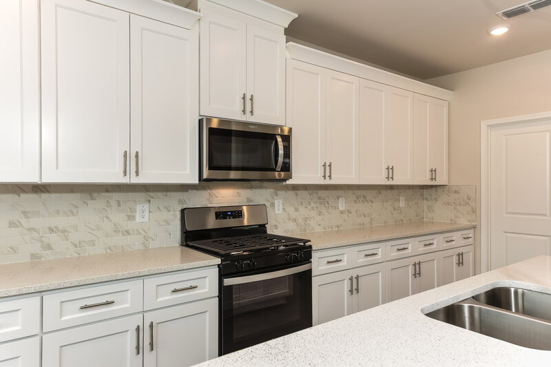 2,325/Mo, 5915 Green Ash Ct Braselton, GA 30517 Kitchen View