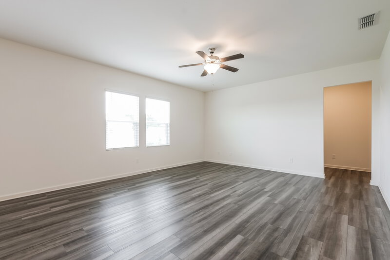 2,240/Mo, 132 Bentwater Way Hoschton, GA 30548 Living Room View