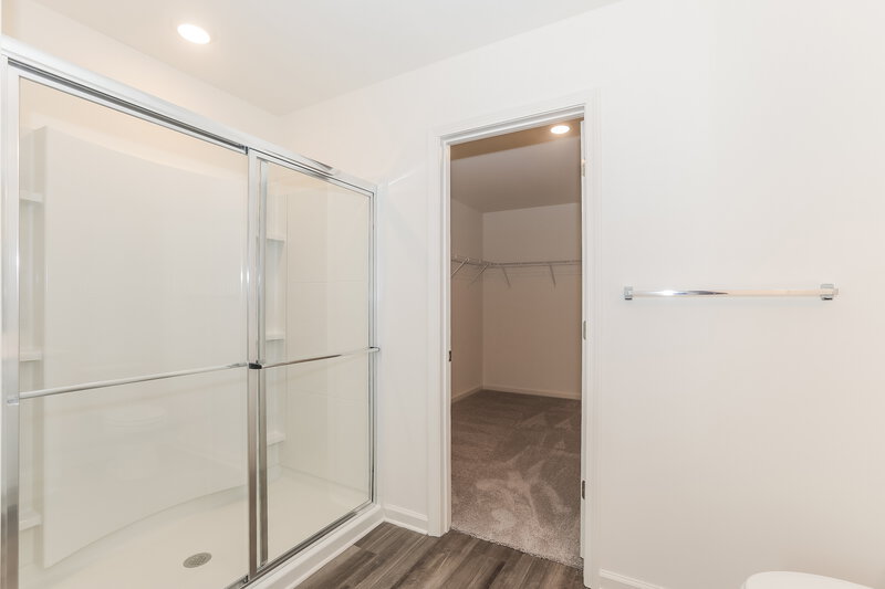 2,215/Mo, 132 Bentwater Way Hoschton, GA 30548 Main Bathroom View 2