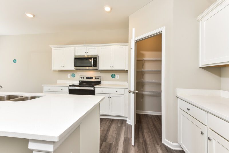 3,220/Mo, 12 Streamview Hoschton, GA 30548 Kitchen View 2