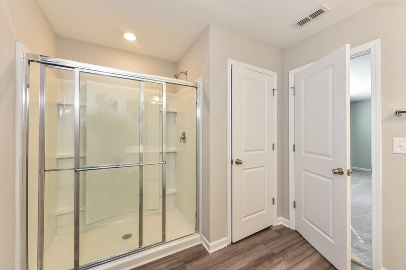 3,220/Mo, 12 Streamview Hoschton, GA 30548 Main Bathroom View 2
