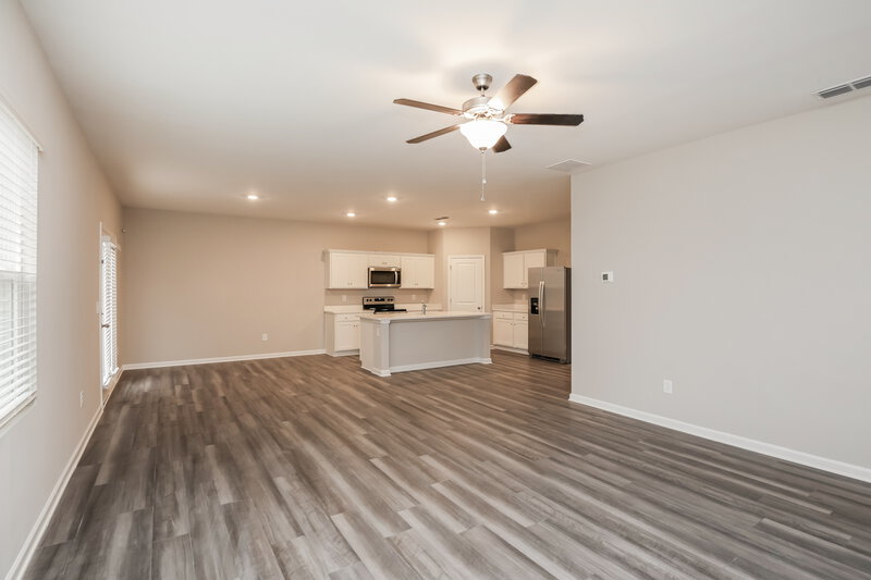 2,365/Mo, 265 Pond Court Hoschton, GA 30548 Living Room View 2