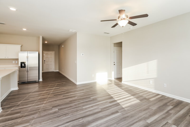 3,110/Mo, 26 Streamview Hoschton, GA 30548 Living Room View