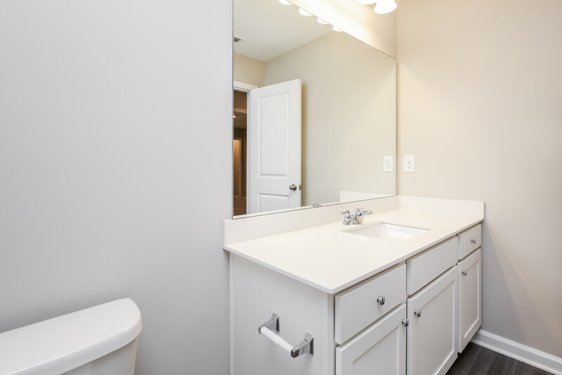 3,110/Mo, 26 Streamview Hoschton, GA 30548 Bathroom View
