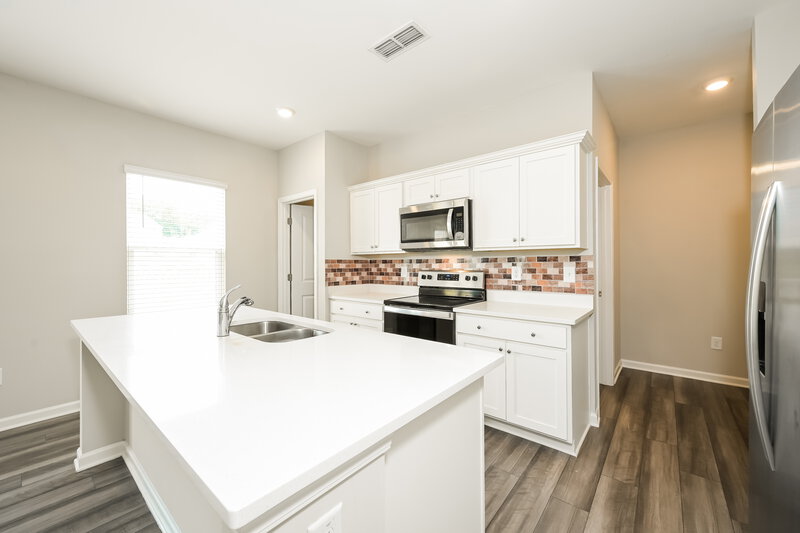 2,055/Mo, 15 Stream Vw Hoschton, GA 30548 Kitchen View