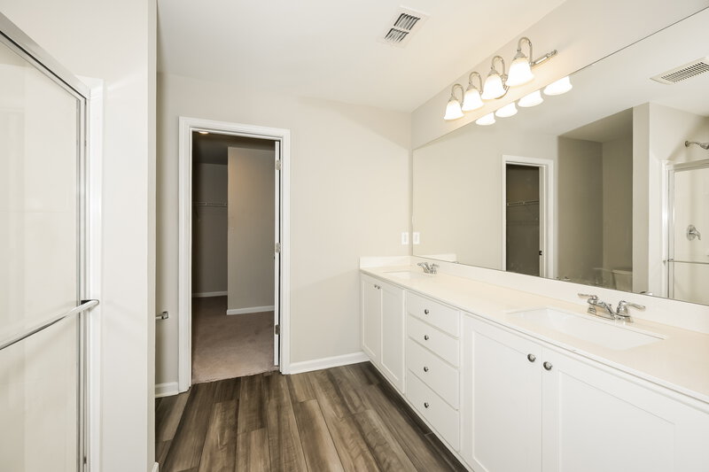 2,055/Mo, 15 Stream Vw Hoschton, GA 30548 Main Bathroom View