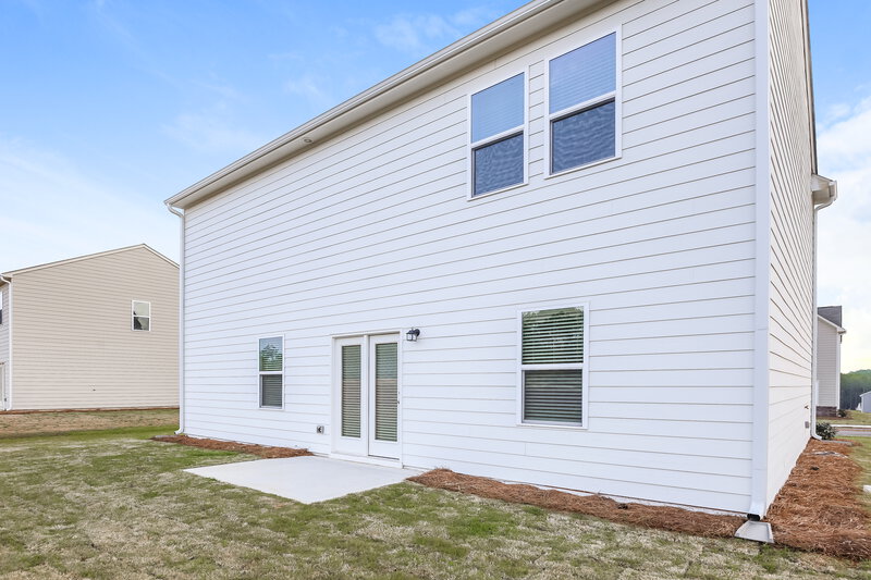 2,270/Mo, 15 Streamview Hoschton, GA 30548 Rear View