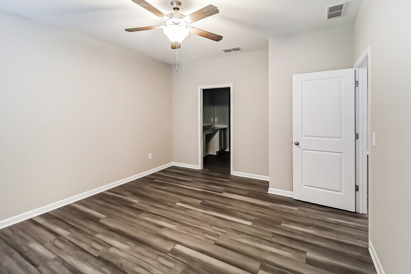 2,085/Mo, 56 River Branch Way Hoschton, GA 30548 Main Bedroom View 2