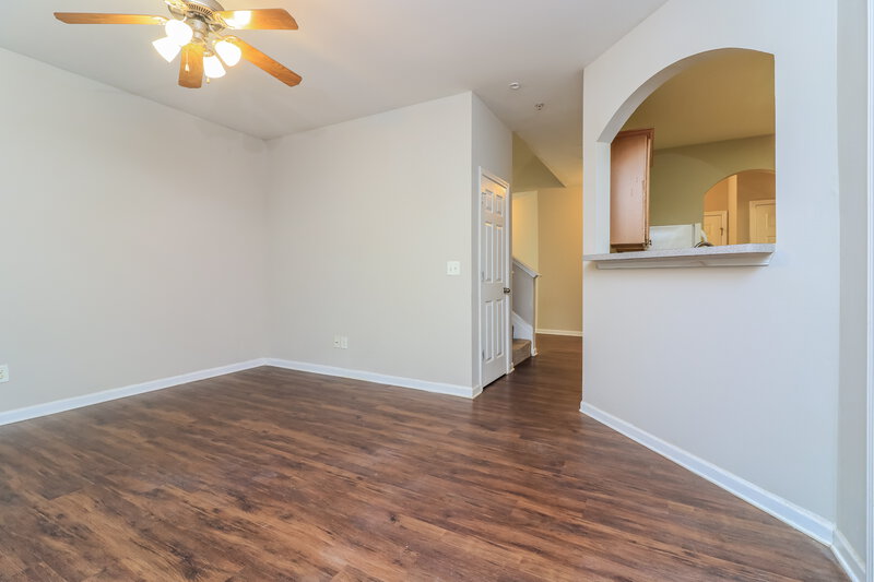 2,135/Mo, 204 Ranier Ct Canton, GA 30114 Living Room View 4