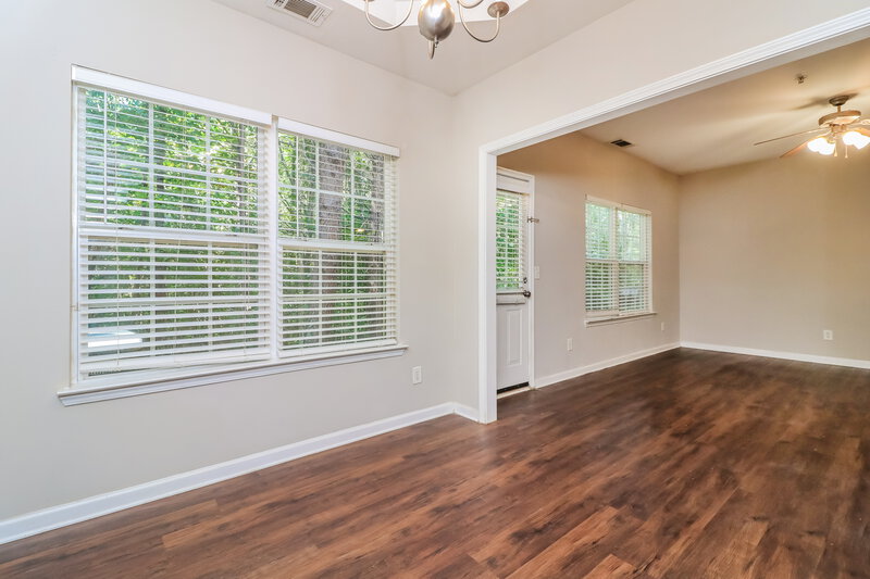 2,135/Mo, 204 Ranier Ct Canton, GA 30114 Dining Room View