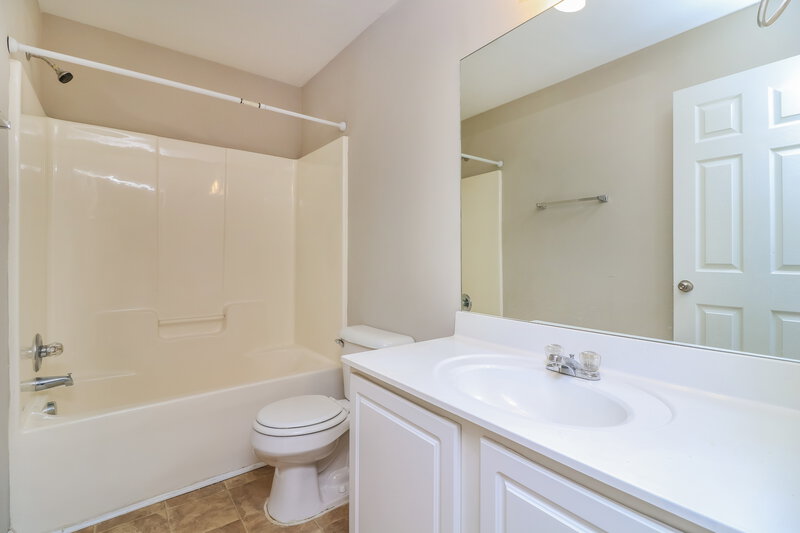 2,135/Mo, 204 Ranier Ct Canton, GA 30114 Bathroom View