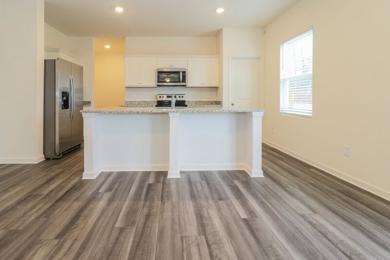 2,030/Mo, 445 Knightsbridge Ln Winder, GA 30680 Kitchen View