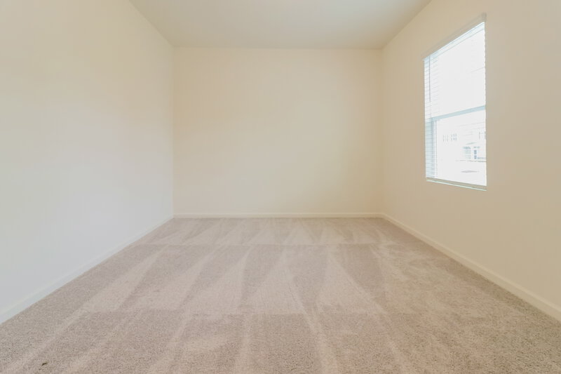 2,030/Mo, 445 Knightsbridge Ln Winder, GA 30680 Office View