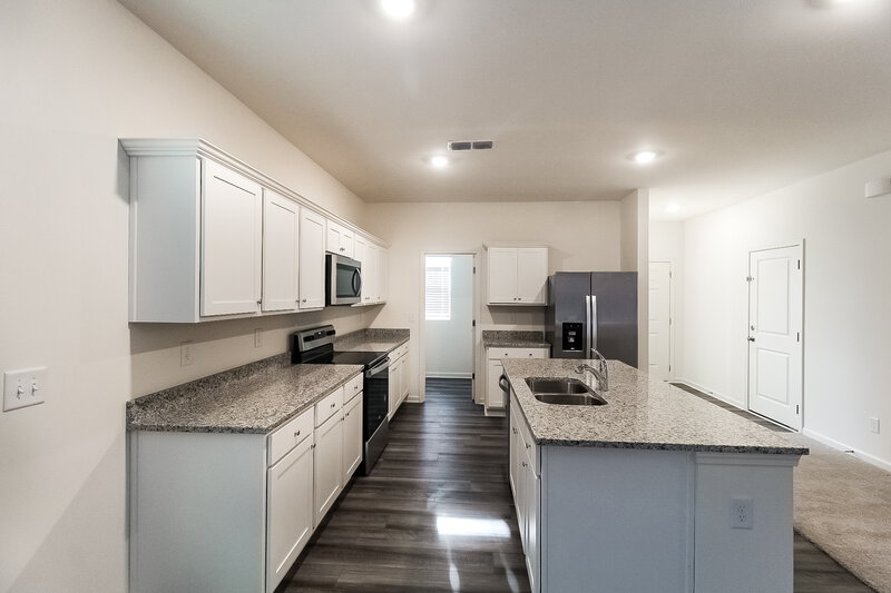 2,090/Mo, 455 Knightsbridge Ln Winder, GA 30680 Kitchen View