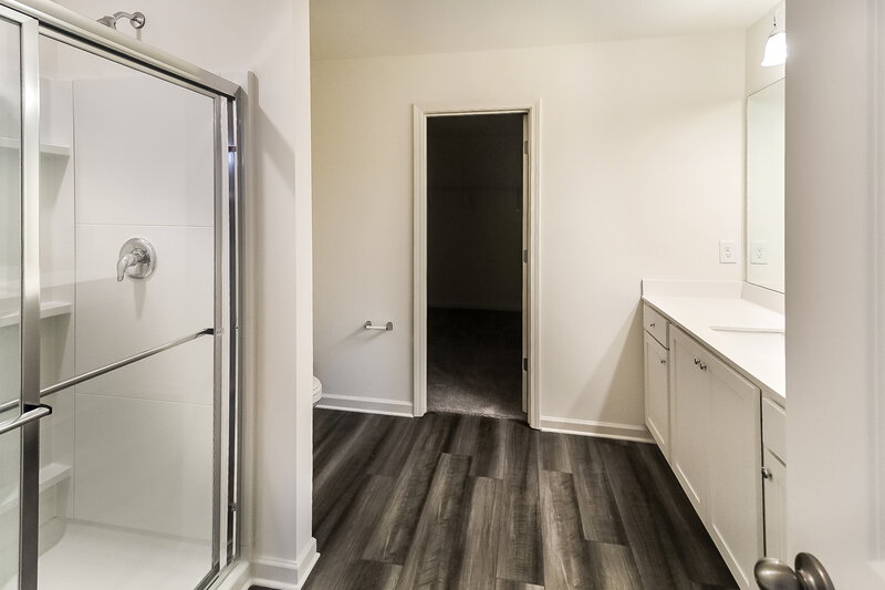 2,090/Mo, 455 Knightsbridge Ln Winder, GA 30680 Main Bathroom View