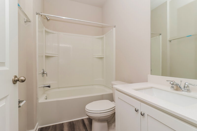 2,455/Mo, 506 Knightsbridge Lane Winder, GA 30680 Bathroom View