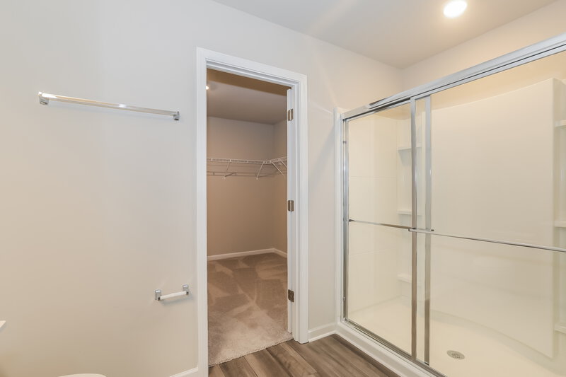 2,545/Mo, 536 Knightsbridge Lane Winder, GA 30680 Main Bathroom View 2