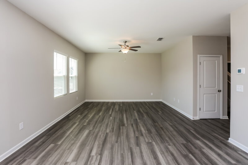2,345/Mo, 19 Hyde Park Winder, GA 30680 Living Room View