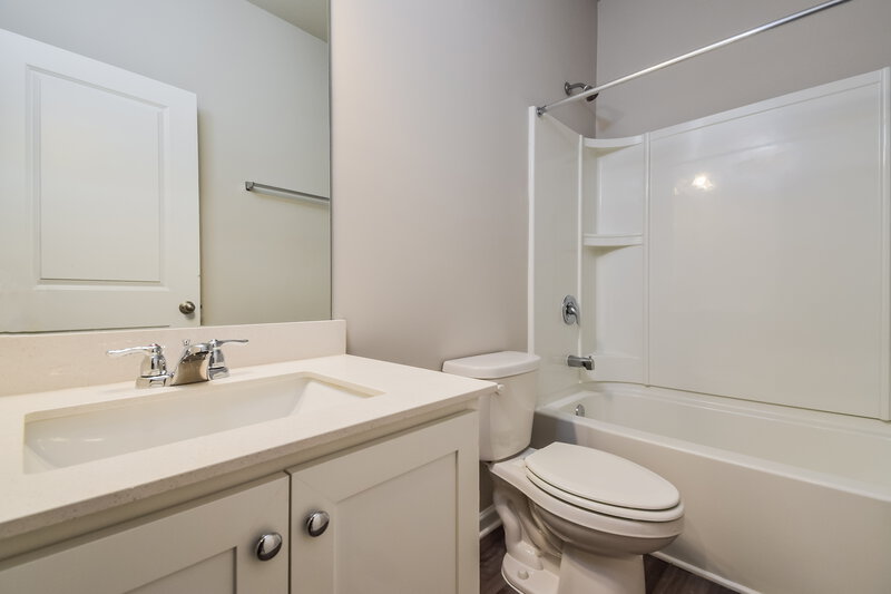2,190/Mo, 570 Knightsbridge Lane Winder, GA 30680 Bathroom View