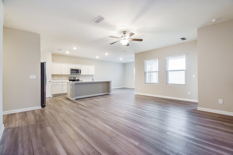 2,020/Mo, 560 Knightsbridge Lane Winder, GA 30680 Living Room View 2