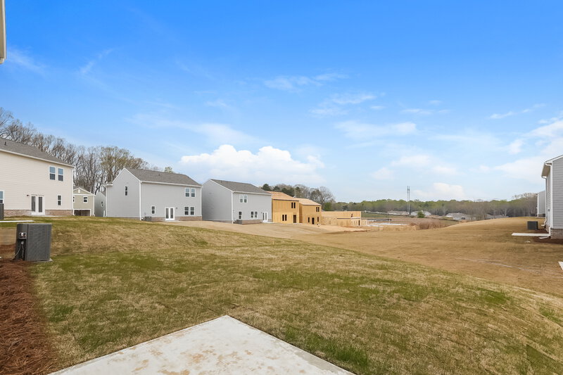 2,850/Mo, 577 Knightsbridge Lane Winder, GA 30680 Patio View