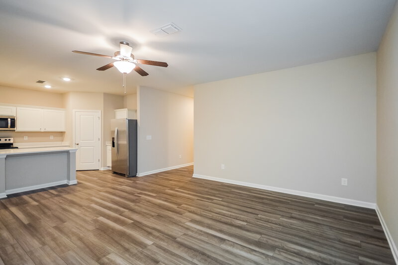 2,150/Mo, 590 Knightsbridge Lane Winder, GA 30680 Living Room View