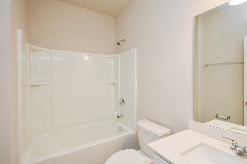 2,150/Mo, 590 Knightsbridge Lane Winder, GA 30680 Bathroom View