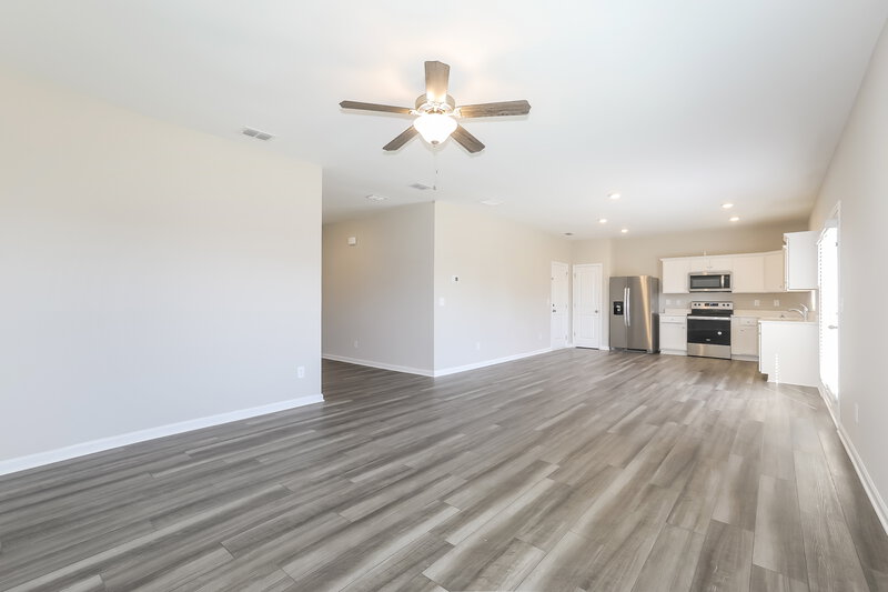 1,890/Mo, 613 Knightsbridge Lane Winder, GA 30680 Living Room View 2