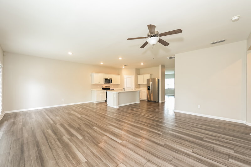 2,440/Mo, 49 Hyde Park Winder, GA 30680 Living Room View 2