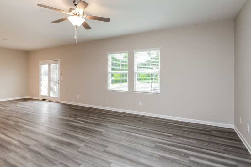 2,255/Mo, 69 Hyde Park Winder, GA 30680 Living Room View