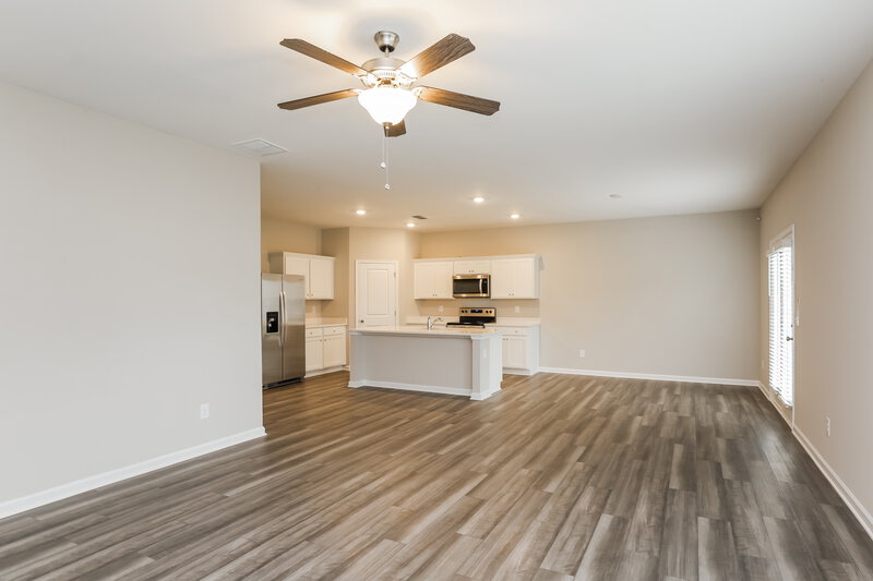 3,320/Mo, 50 Hyde Park Winder, GA 30680 Living Room View